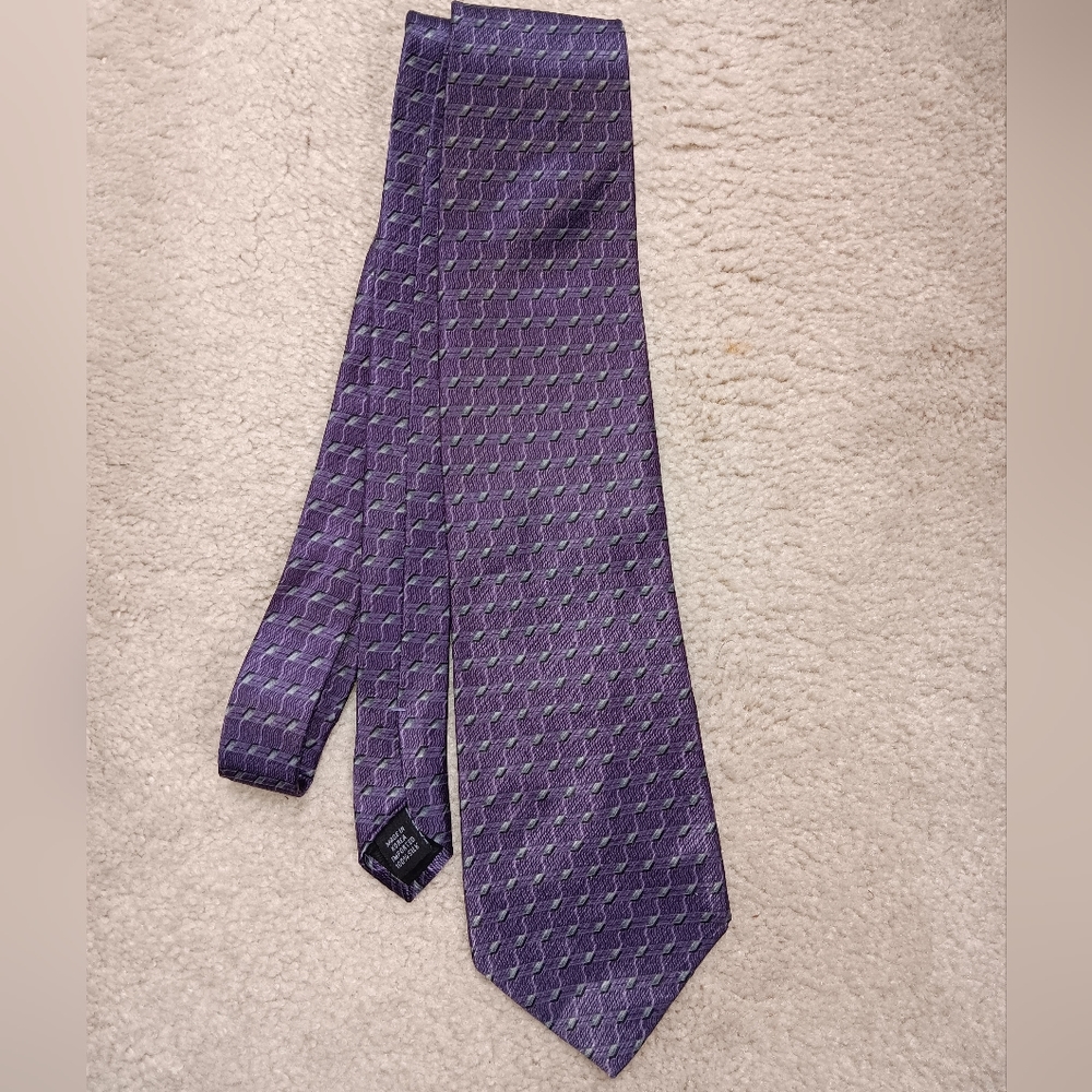Geoffrey Beene Dress Tie